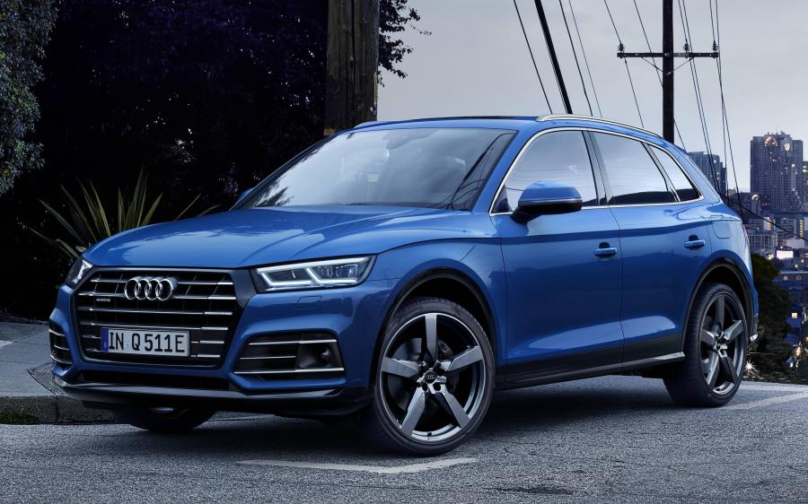 Audi Q5 55 TFSI e Quattro S-Line 2019 года